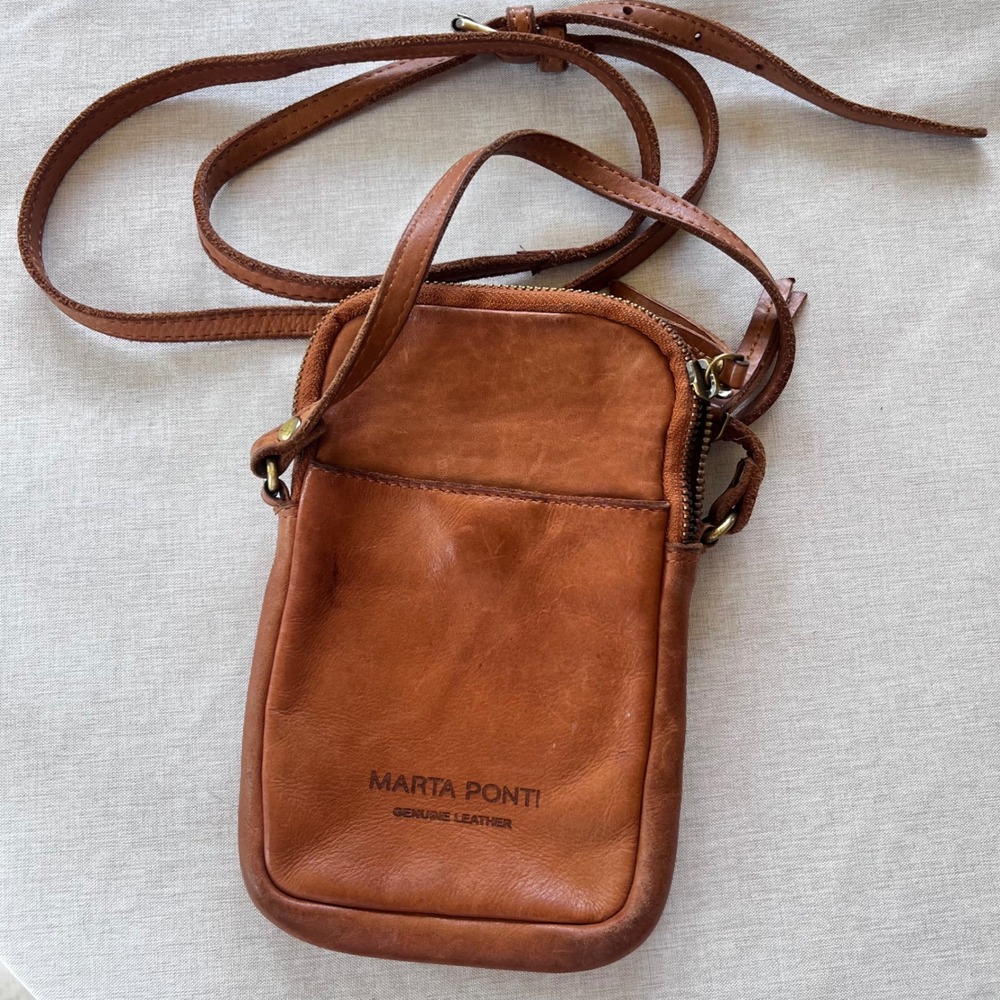 Marta Ponti Cognac Tan Genuine Leather Crossbody Phone Bag Made in Portugal 8in